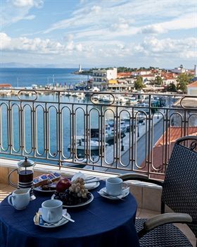 Pantheon City Hotel