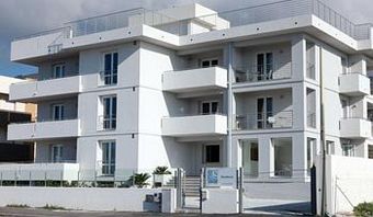 Hotel Residence Brezza Di Grecale