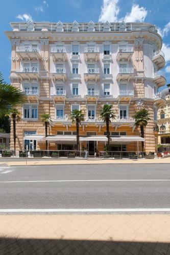 Hotel Bristol By Ohm Group