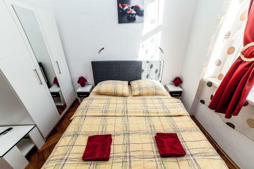 Palmers Apartments And Rooms