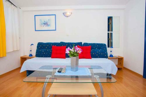 Apartments Villa Jarak