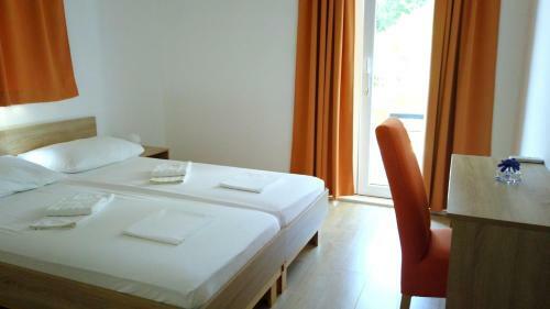 Hostal Guest House Kukuljica 2