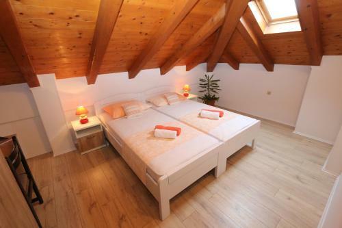 Hostal Apartments Villa Sirena