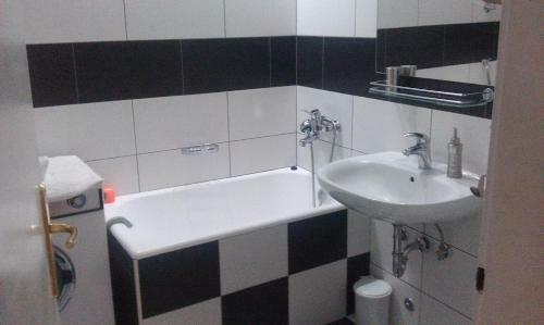 Old Town Vintage Apartment