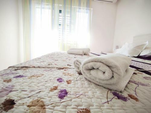 Apartments De La Marina