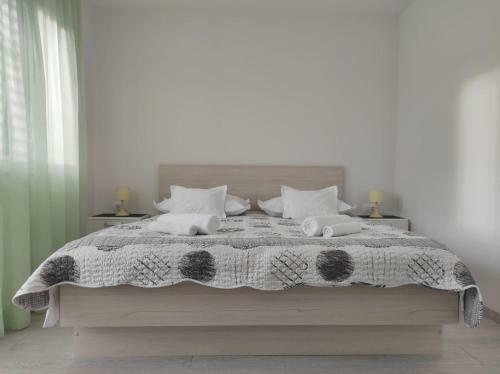 Apartments De La Marina