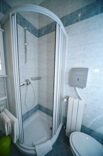 Apartments And Rooms Lago Rupa