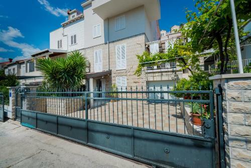 Hostal Superior Apartment Gravosa