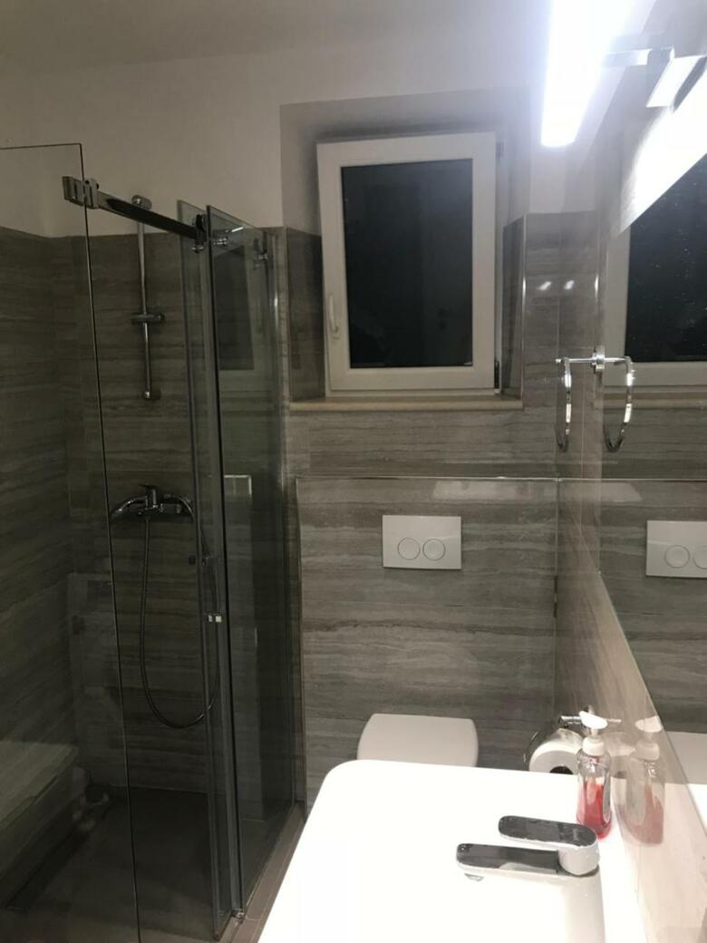 Hostal Aida Apartments And Rooms