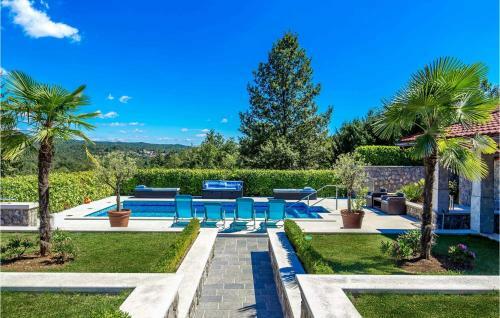 Holiday Home Jurdani 02