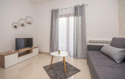 Apartments Kekel