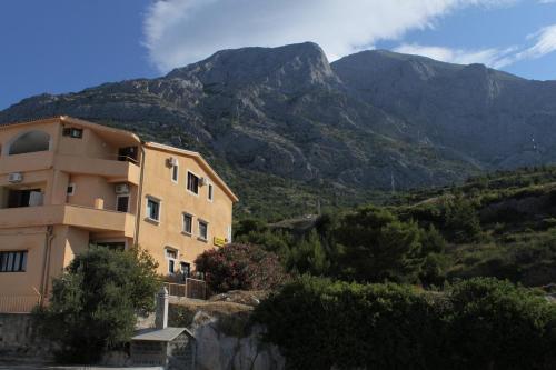 Apartamentos Studio Baska Voda 6872c