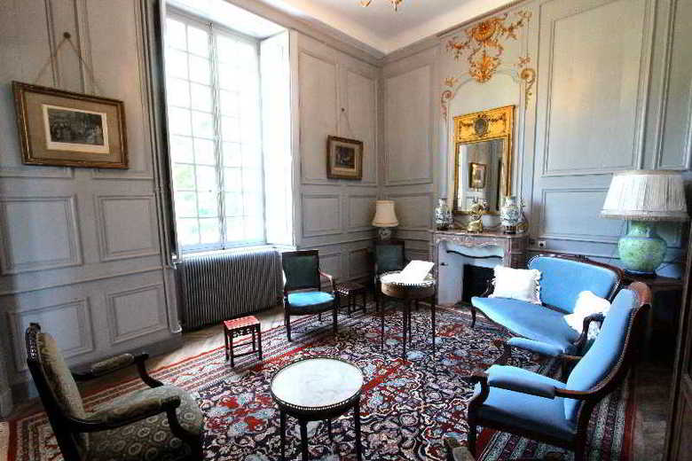 Albergue Ch�teau D'island V�zelay