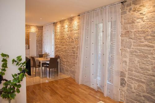 Apartamentos Vineyard Of ?ibenik