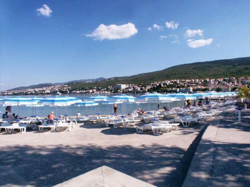 Apartments With A Parking Space Selce (crikvenica) - 2404