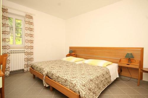 Apartment Nerezine 2518a
