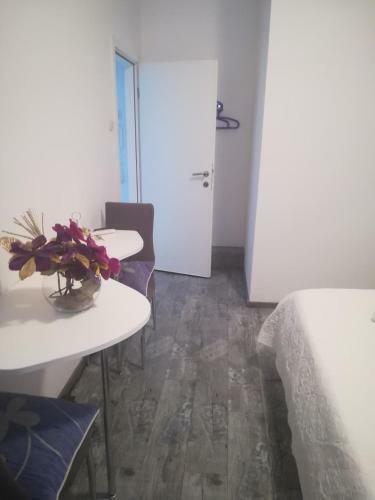 Hostal Rooms And Apartment Stambuk