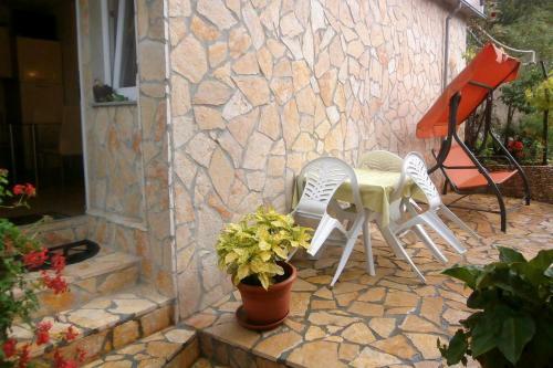 Apartments By The Sea Valun (cres) - 8086