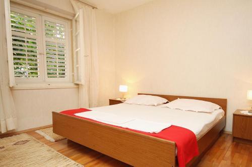 Apartment Makarska 6767b