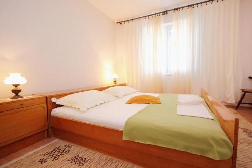 Apartment Makarska 6767b