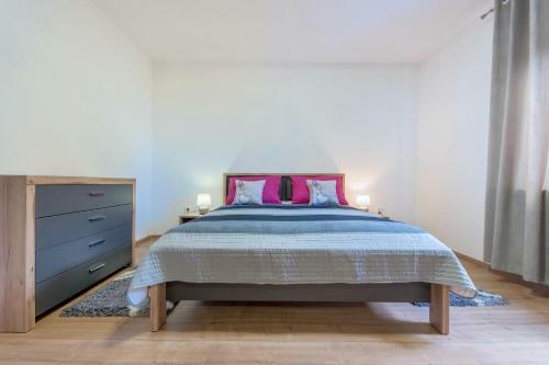 Apartment Luti Pula
