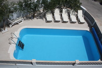 Hotel Apartments Henjak Gospojica