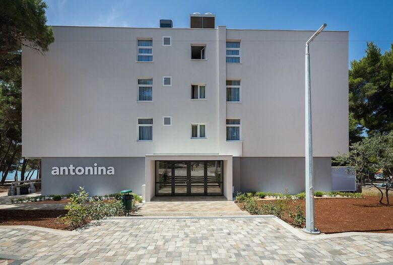 Hotel Villas Arausana & Antonina