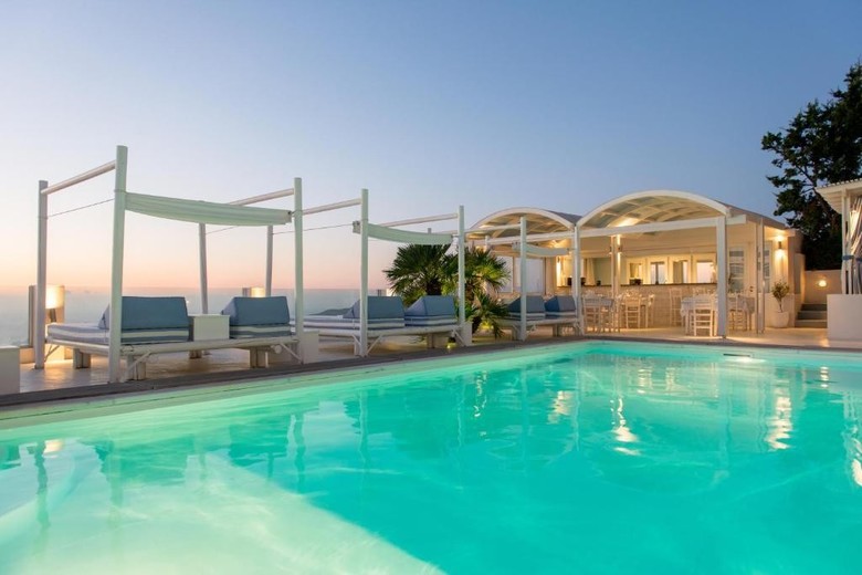 Hotel Andromeda Suites