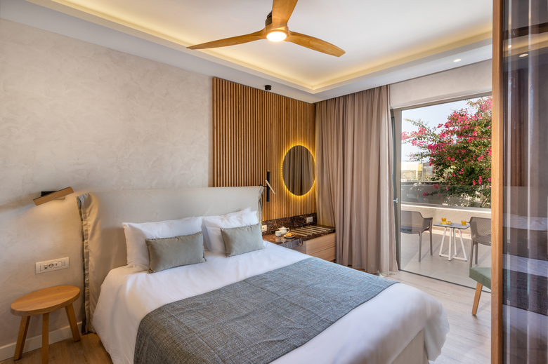 Nefeli Hotel