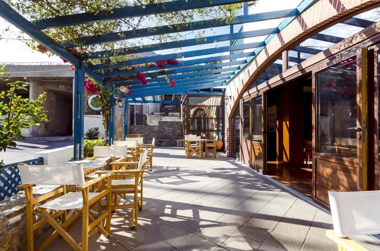 Apartamentos Mika Villas