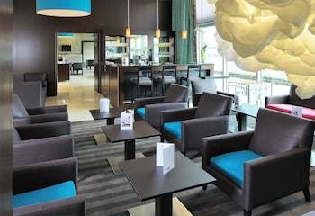 Hotel Residhome Nantes Berges De La Loire