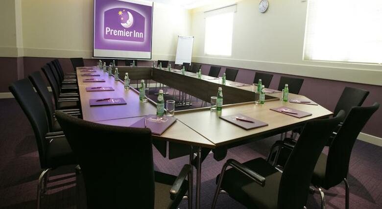 Hotel Premier Inn Dubai Investment Park