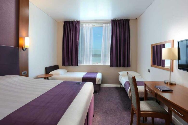 Hotel Premier Inn Dubai Investment Park