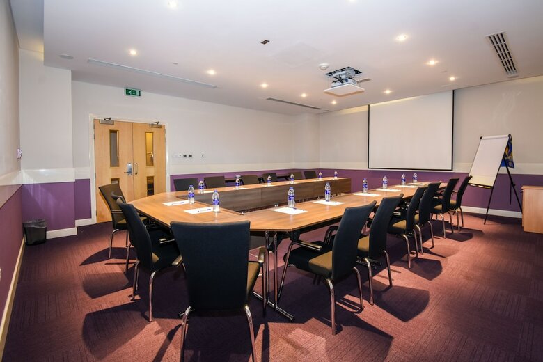 Hotel Premier Inn Dubai Investment Park