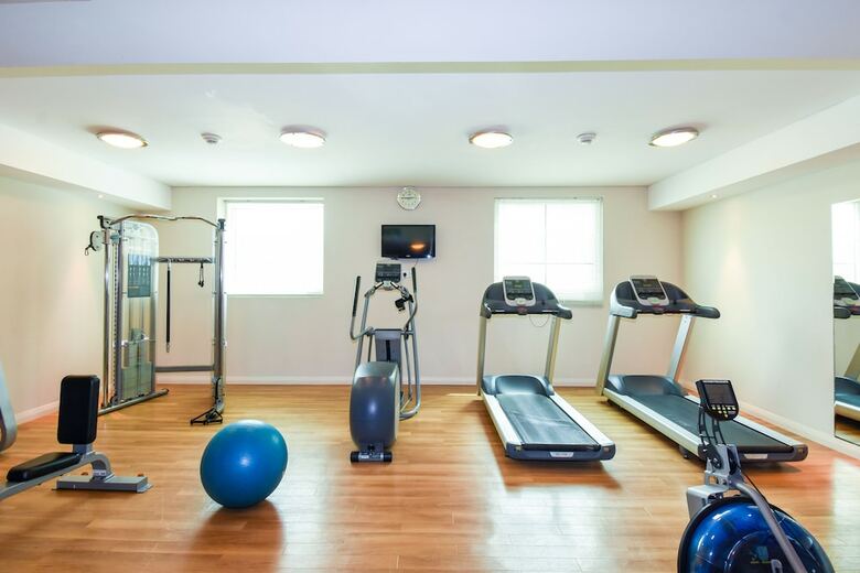 Hotel Premier Inn Dubai Investment Park