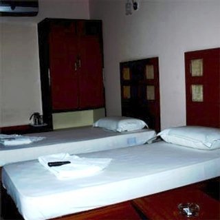 Hotel Nandhana Comforts