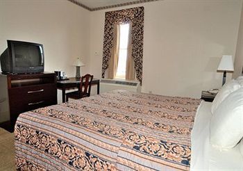 Tazewell Hotel & Suites