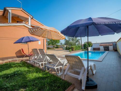 Apartamento Holiday Home Villa Nina