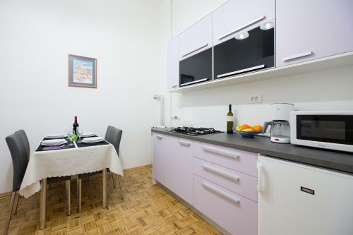 Jurisica 26 Apartment