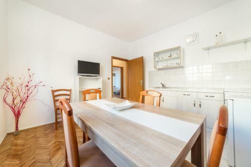 Apartments Centar