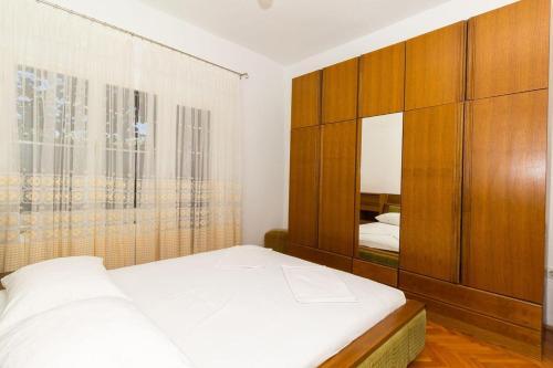 Apartment Biograd Na Moru 11327b