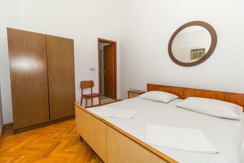 Apartment Biograd Na Moru 11327b