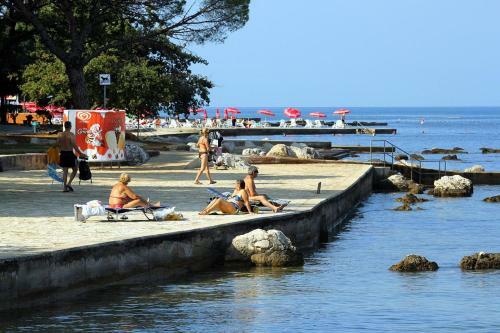 Apartments With A Parking Space Umag - 7109