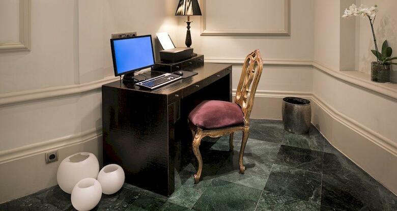 Hotel NH Collection Madrid Paseo Del Prado