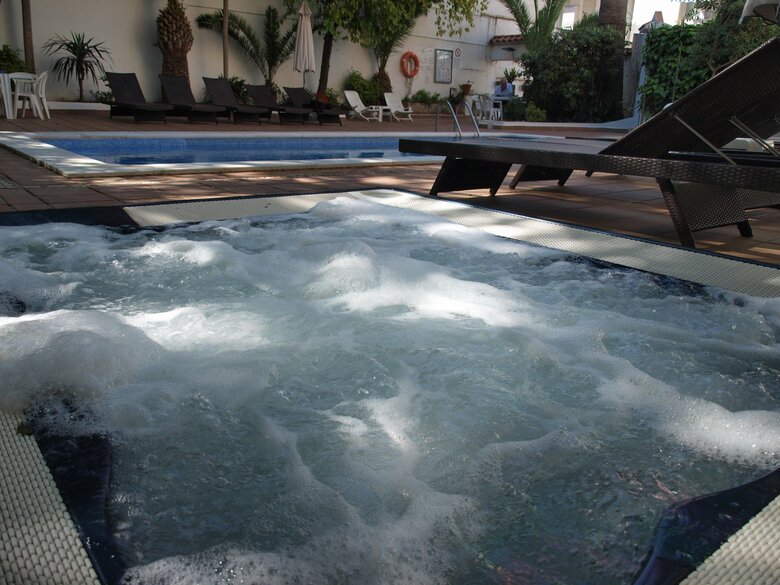 Hotel Gale�n / Gale�n Pavill�n
