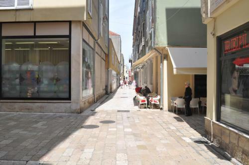Nena City Center Apartment