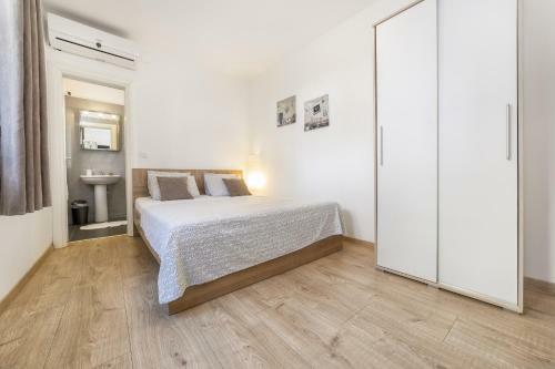 Apartments Tonka Centar