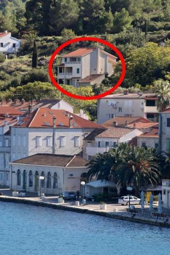 Apartments By The Sea Vis - 2441