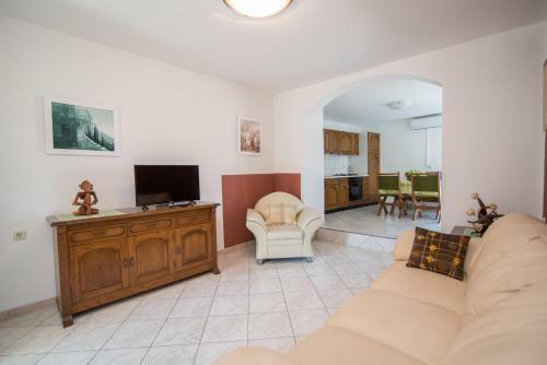 Apartments Dvori