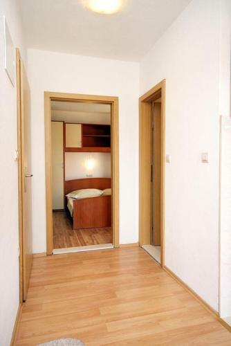 Apartment Drvenik Donja Vala 6701b